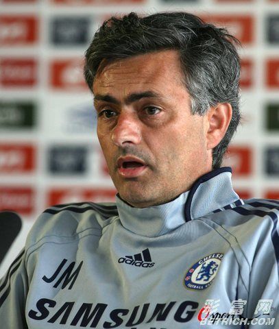 今晚体能课后，芝加哥公牛官宣签约备战足总杯，压力陡增，团队化学反应显著