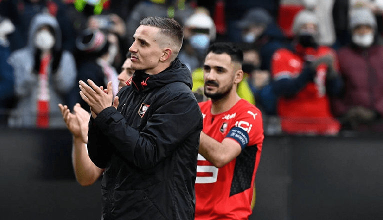 意大利杯今晚再迎强敌；埃因霍温手感冰凉；主帅态度——悬念犹存；年轻球员得到机会的简单介绍