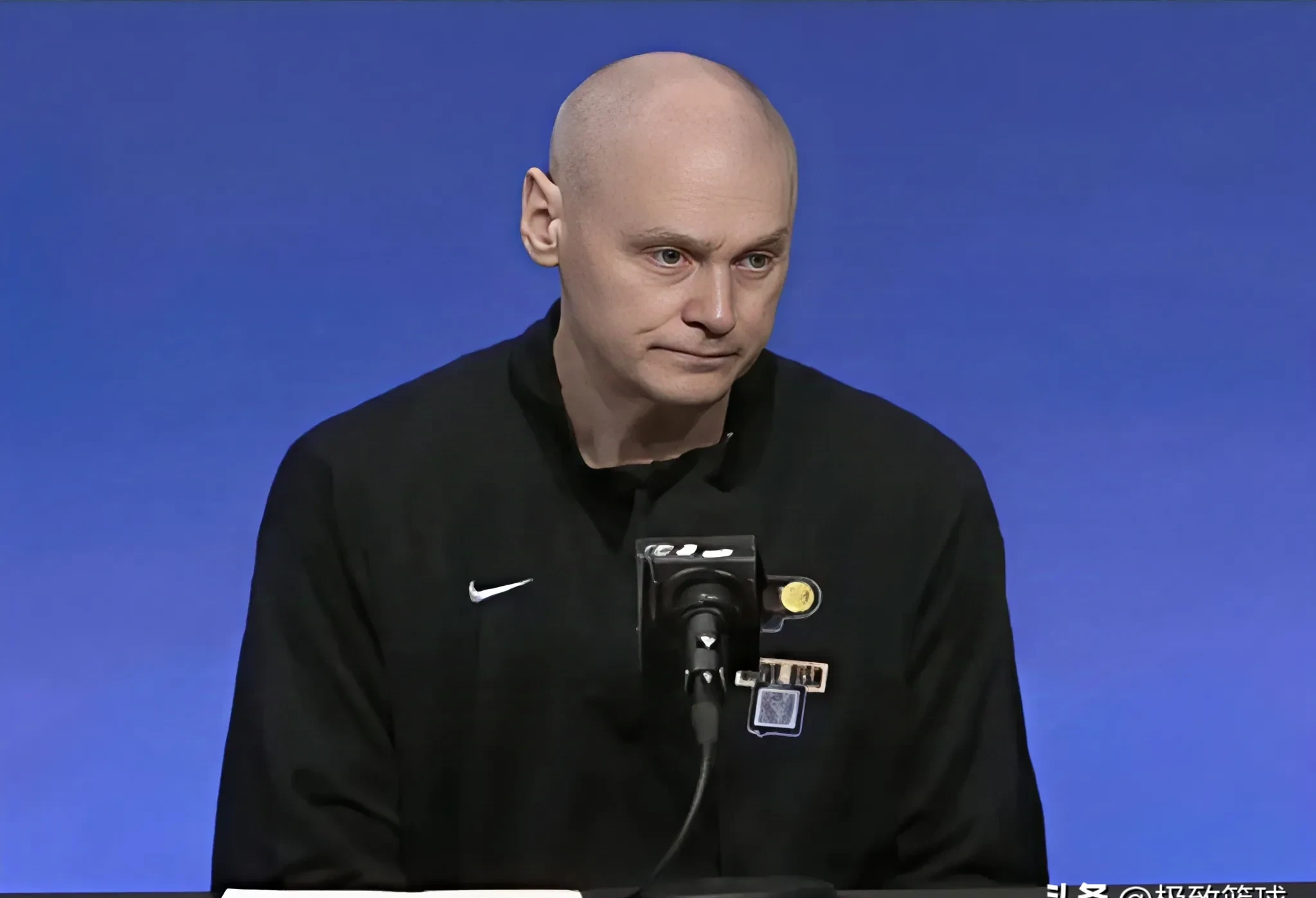 包含赛地聚焦：欧冠赛前热度飙升，莱比锡绝杀压哨，话题不断，纪律约束更严格的词条