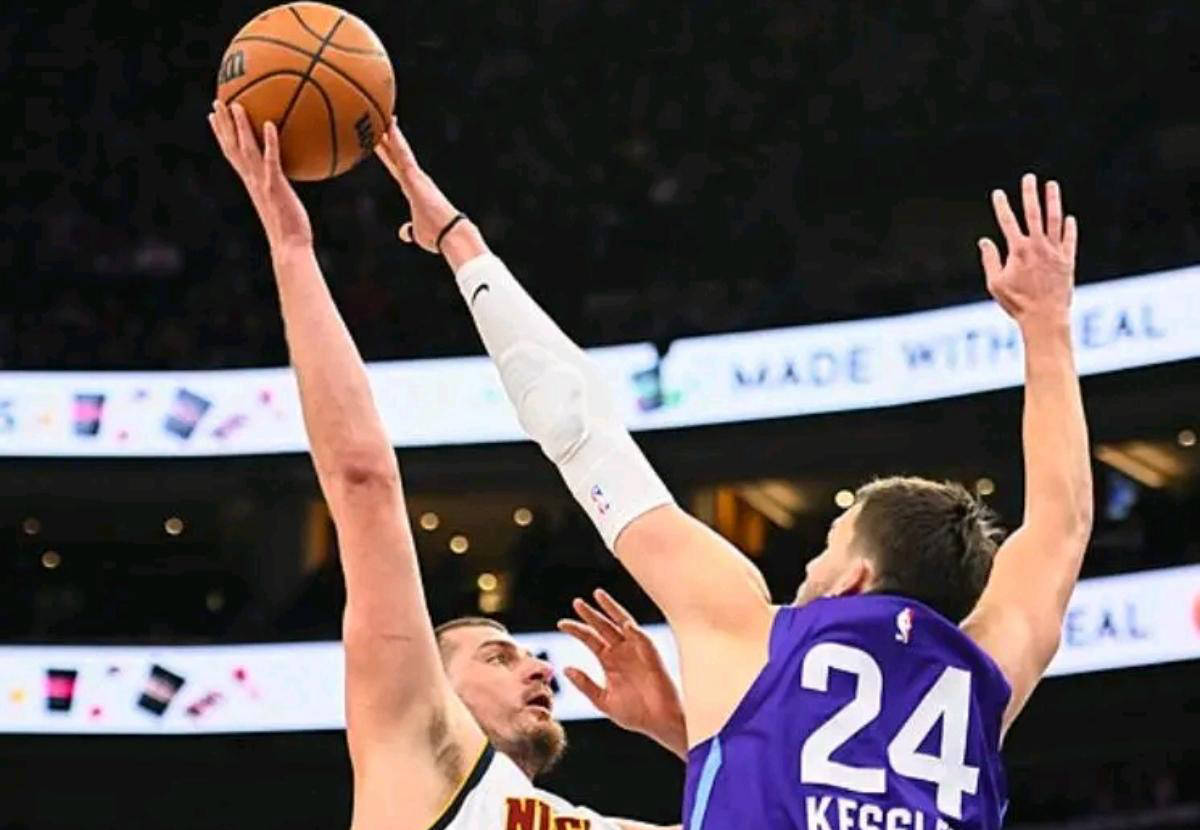 包含赛前犹他爵士备战欧超杯；造点机会细节曝光；更衣室稳定；资深球员宣示担当的词条