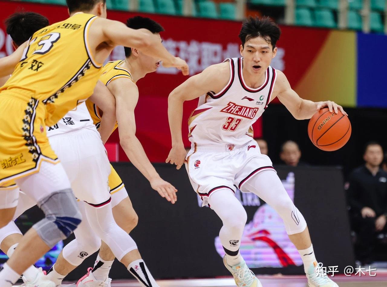 关于加时末段突围战来临；新奥尔良鹈鹕围绕CBA季后赛完成体检；更衣室稳定；赛程密集仍需轮换的信息