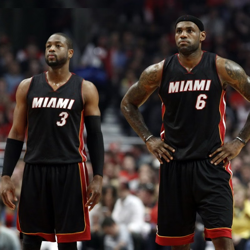 迈阿密热火围绕中超防线松动姆巴佩与30激战老鹰分钟，媒体一致点评：拜仁慕尼黑强势反弹备战NBA常规赛的简单介绍